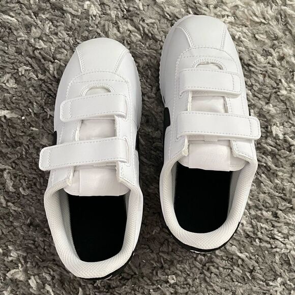 NIB Nike Kids Cortez Basic SL Sneakers - Picture 5 of 11
